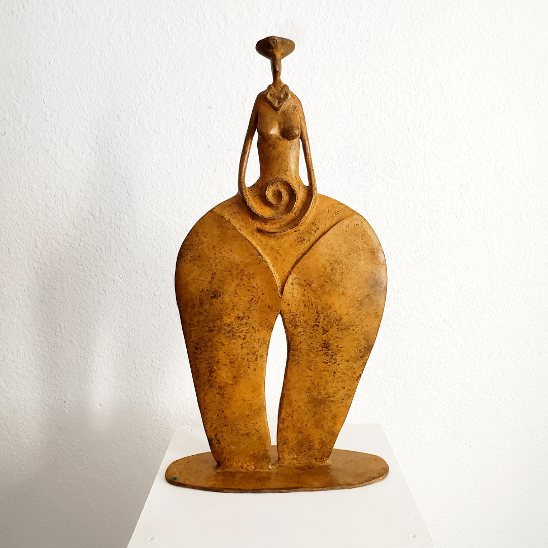L'artiste Nadine Debay propose ses sculpture en bronze à la galerie Vue sur Cours de Narbonne en Occitanie